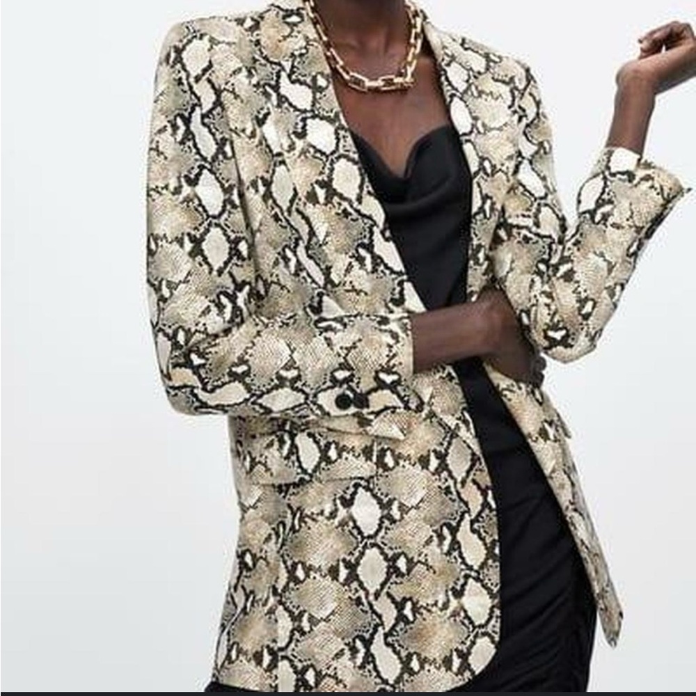 Zara Cream and Black Blazer Tailored Suit Jacket